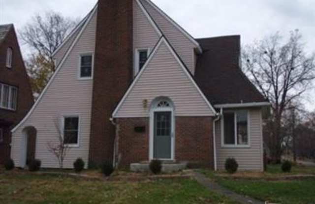 48 Fairlawn Avenue photos photos