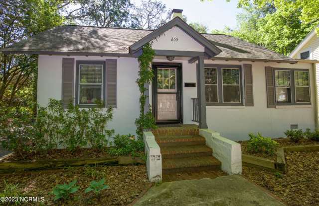 655 N May Street Gallery 2