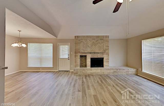 13215 Boyer Lane Gallery 3
