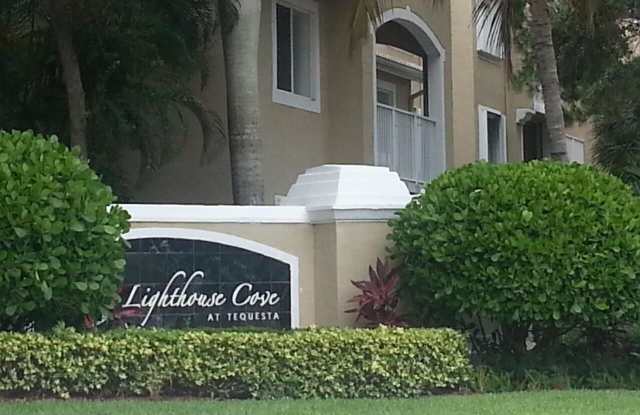 284 Village Boulevard - 284 Village Boulevard, Tequesta, FL 33469