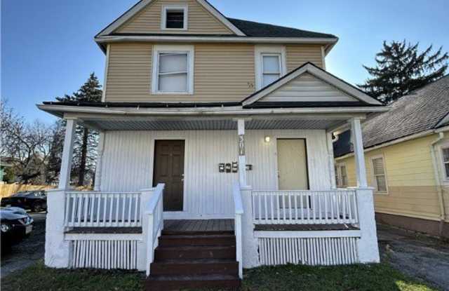 301 Weaver Street unit: 2 photos photos