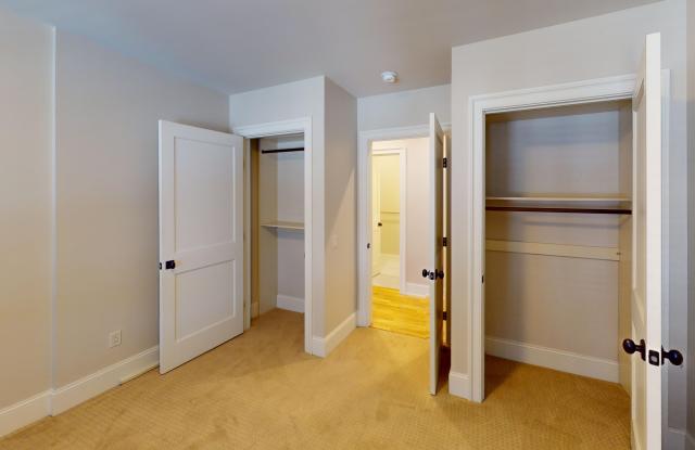10 West Lancaster Avenue - 1 Gallery 4