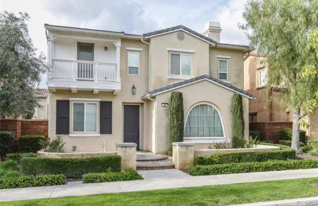39 Blossom - 39 Blossom, Irvine, CA 92620