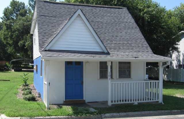 101 Starlite Drive - 101 Starlite Drive, Carrboro, NC 27510