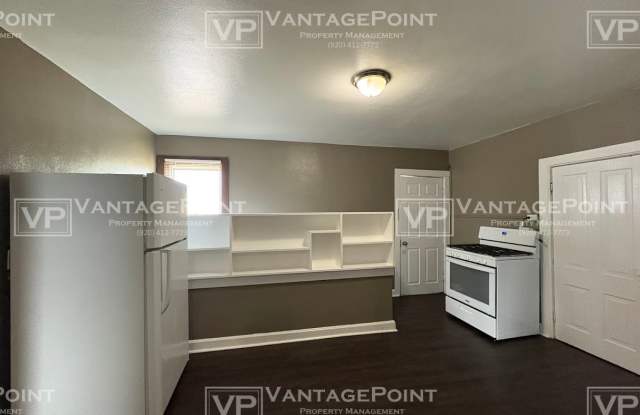 1442 South Chestnut Avenue - Upper Gallery 2
