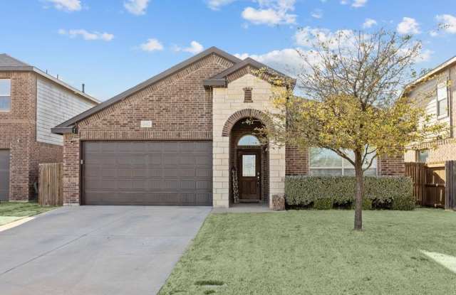 7017 King Ranch Rd - 7017 King Ranch Road, Odessa, TX 79765