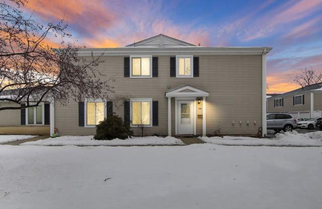 1561 Quaker Lane photos photos