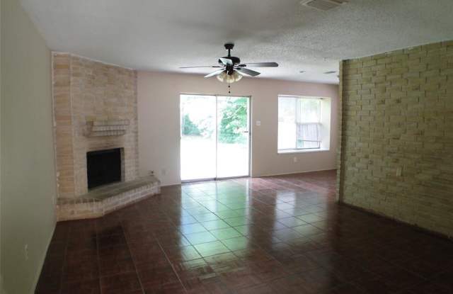 16318 Sinaloa Drive Gallery 2