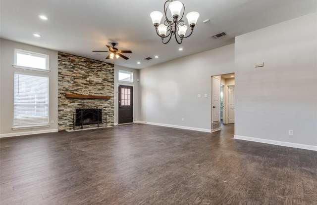 7908 Gibsland Drive Gallery 3