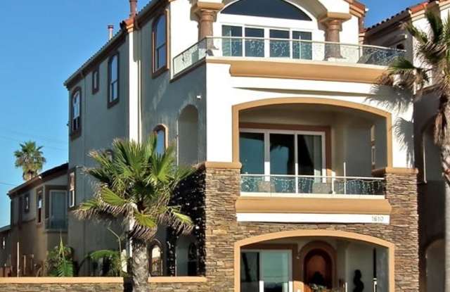 1610 Pacific Coast - 1610 Pacific Coast Hwy, Huntington Beach, CA 92648