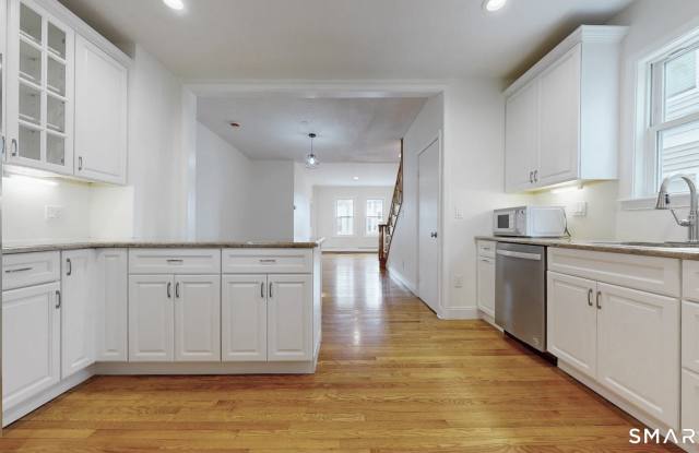 112 Greenwood Street Gallery 2