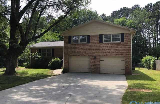 323 Forrest Park Ct NW Gallery 2