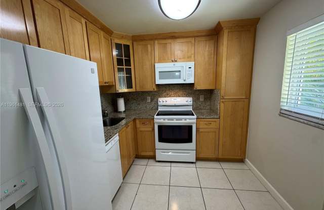 8101 Camino Real photos photos