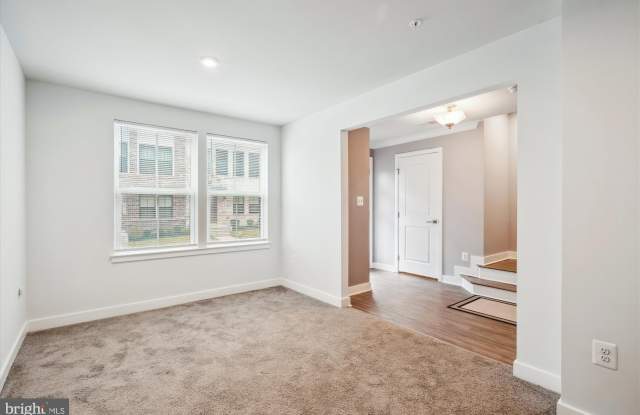 2824 LEWIS Avenue Gallery 3