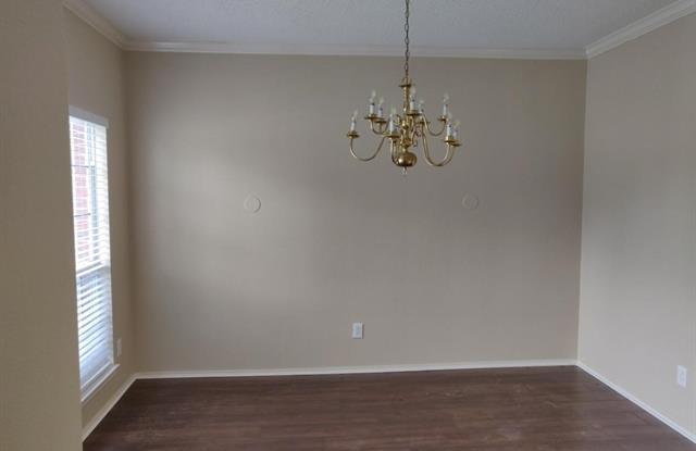2706 Cheverny Drive Gallery 3