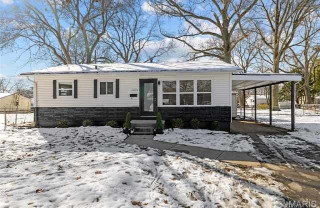 1655 Fenmore Drive photos photos