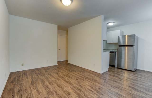 "The Belle Grove" One Bedroom Apartments (Wifi Included) Gallery 2
