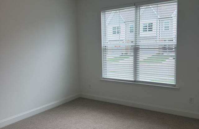 ~$500 OFF 1st Month's Rent~**BRAND NEW CONSTRUCTION** Gallery 4