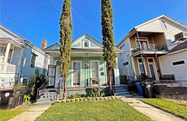 132 S TELEMACHUS Street photos photos