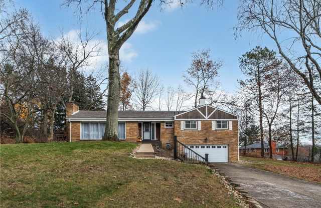 91 Bowstone Rd - 91 Bowstone Drive, Churchill, PA 15235