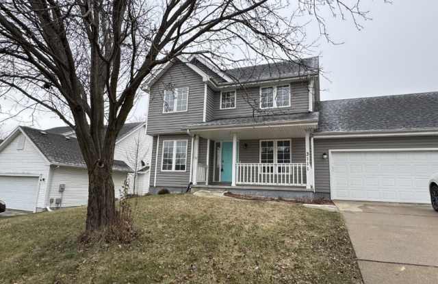 3111 E Wall Ave - 3111 Southeast Wall Avenue, Des Moines, IA 50320
