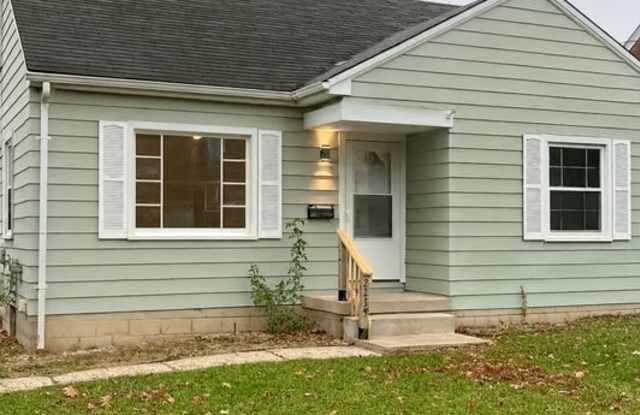 2235 Ridgelawn Ave photos photos