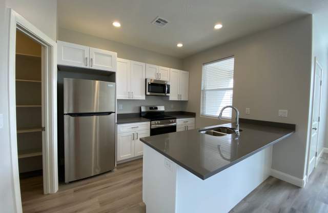 SAND HOLLOW TOWNHOME FOR RENT! photos photos