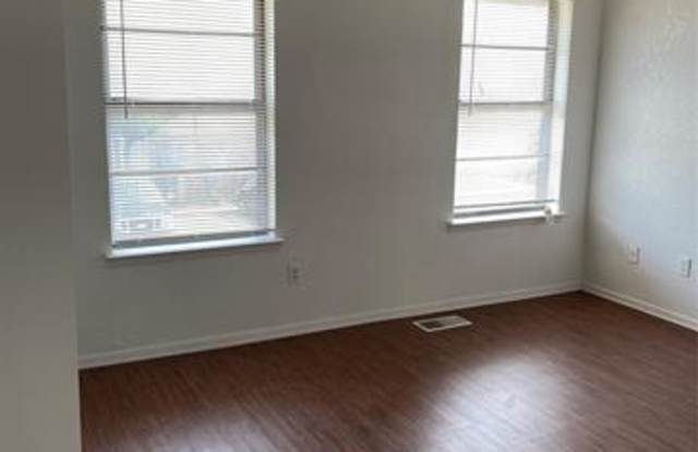 3072 W Sycamore Circle Gallery 4