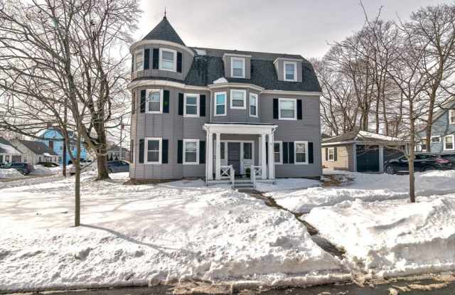 11 French St unit: 2 photos photos 11 French St unit: 2 photos photos