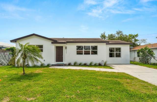 111 W 35th Street photos photos