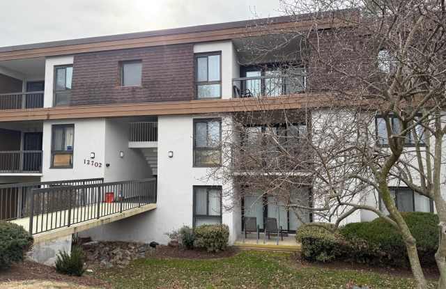 12702 VEIRS MILL Road unit: 51-301 photos photos