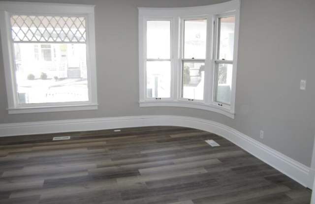 119 Tennyson Court - 1 Gallery 4