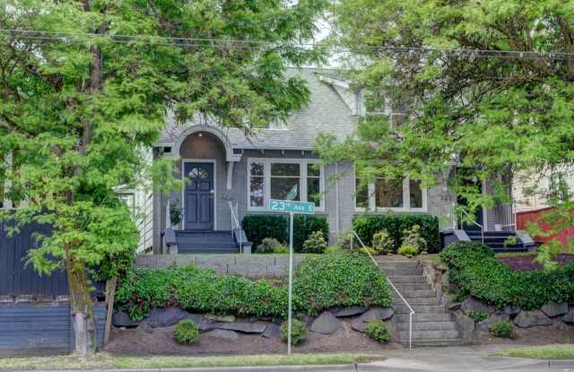 Charming 3BR Townhome in Seattle photos photos