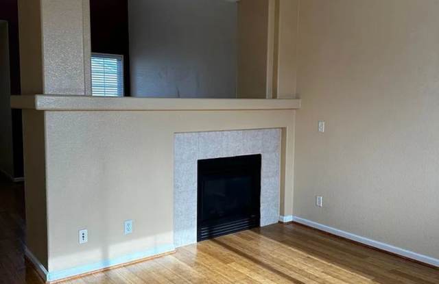 Spacious 3BR House in Peyton Gallery 3