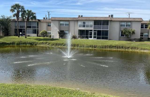 504 Davis Road unit: 95 photos photos