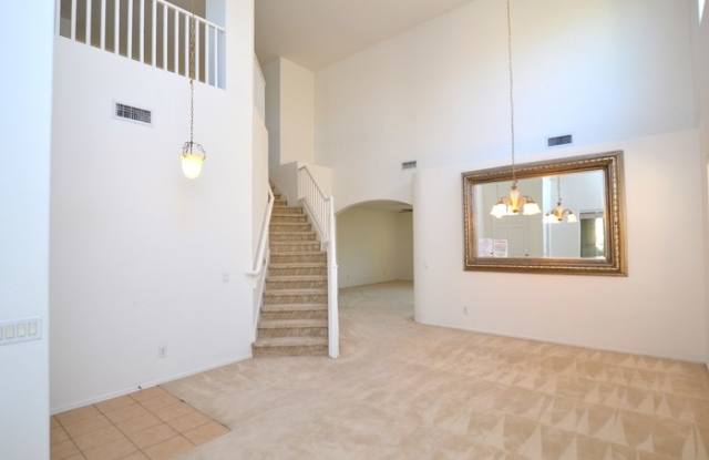 4868 South Cobblestone Street Gallery 3