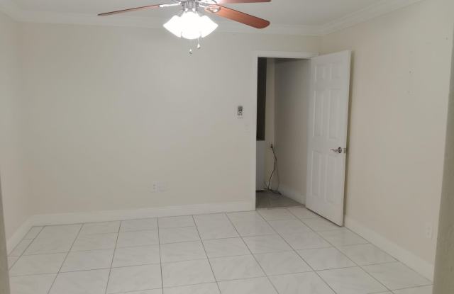 110 W Rubber Tree Drive Gallery 2