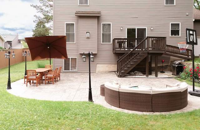 Welcome to your new luxury home! Gallery 4