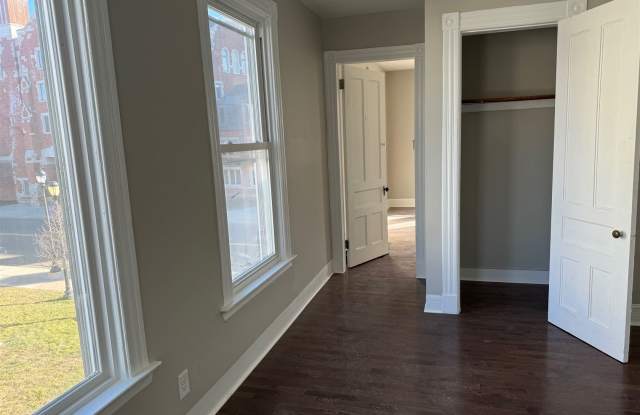 83 Sachem St Apt 2R Gallery 3