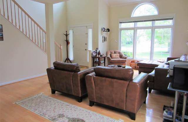 Beautifully kept 5 BR+ home office, 3.5 BA home. Attached garage. Top schools Gallery 3
