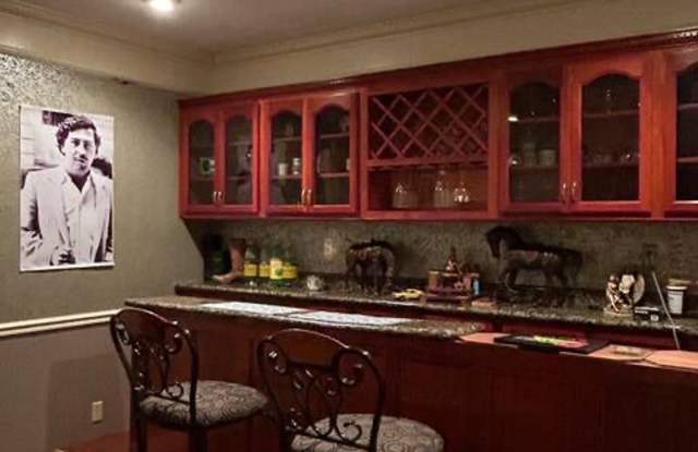 1804 Willow Creek Drive Gallery 3