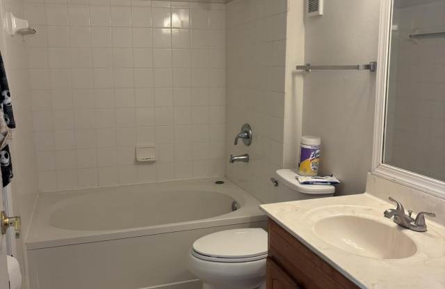 4831 Via Palm Lakes Gallery 3