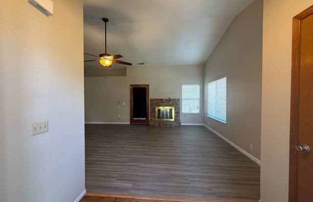 3-bedroom, 2-bath home in Visalia, CA! photos photos