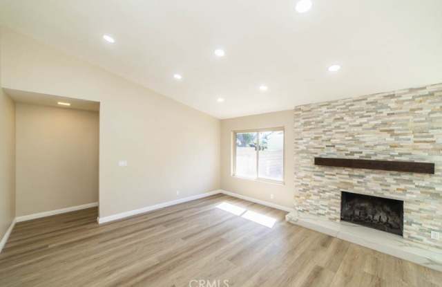 15 STONEPINE Gallery 3