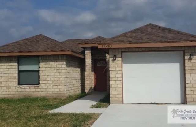 23273 Grapefruit Avenue photos photos