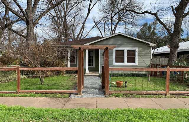 3907 Avenue G Gallery 2