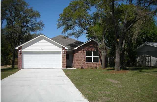 706 Oaklawn Street photos photos