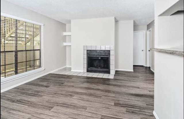 14132 Thermal Dr Gallery 4