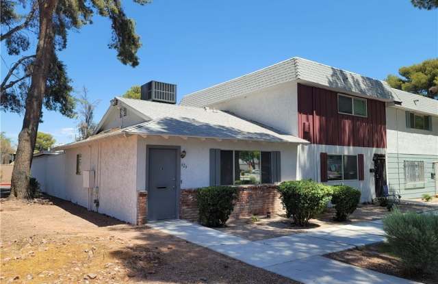 629 Pecos Way photos photos