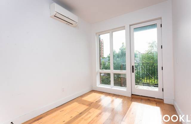 1643 New York Ave photos photos